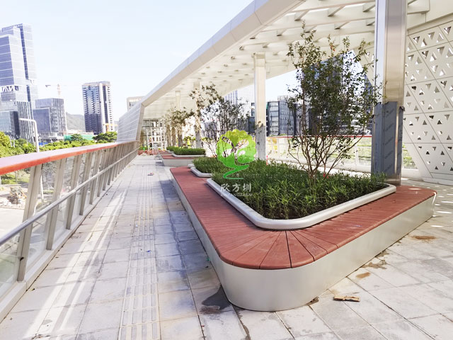 不銹鋼花池坐凳美化深圳前?？缃止珗@G9天橋城市戶外景觀
