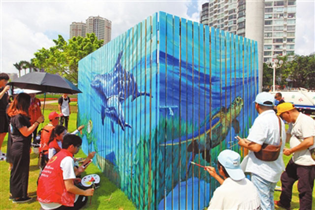 海洋主題手繪戶(hù)外垃圾桶提升珠海城市景觀(guān)
